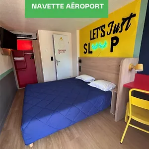 Premiere Classe Aeroport Marseille Витроль